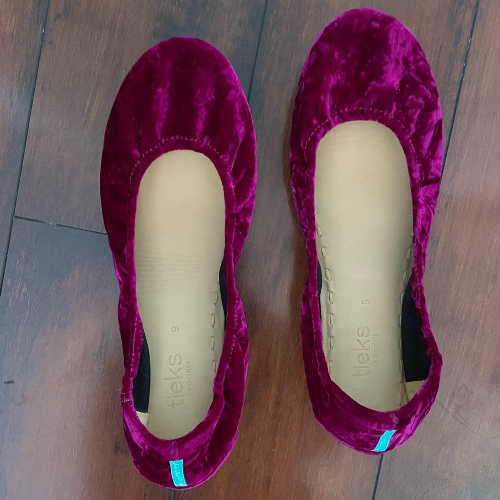 Tieks size 9